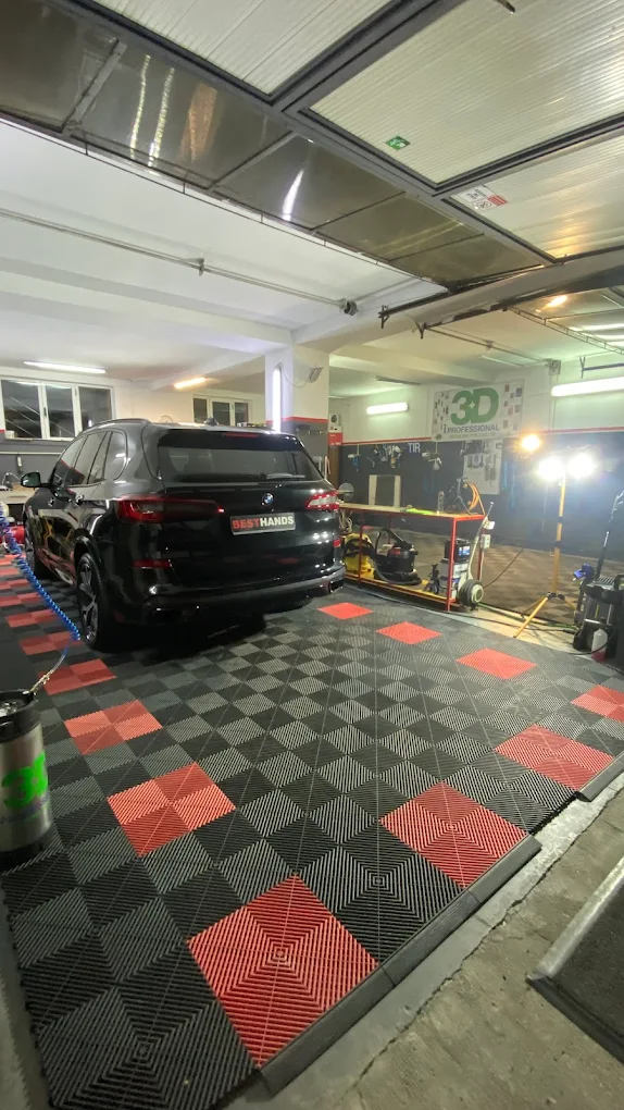 Best Hands Detailing — service auto