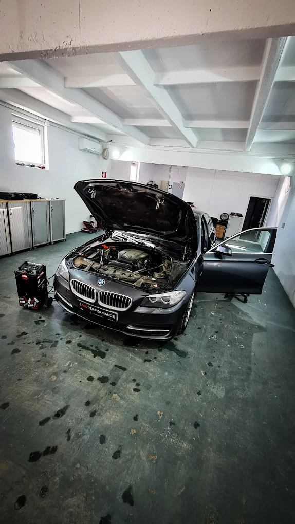 ADV PERFORMANCE — fotografie 2