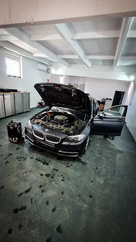 ADV PERFORMANCE — fotografie 2